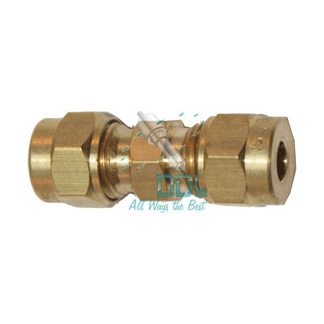 31D93A Straight Connector 5/16 - 3/8IN